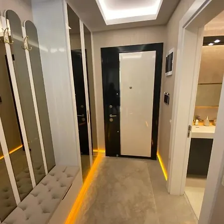 Apartment Yekta Kingdom Trade Center