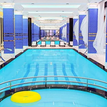 Yekta Kingdom Trade Center Apartment *