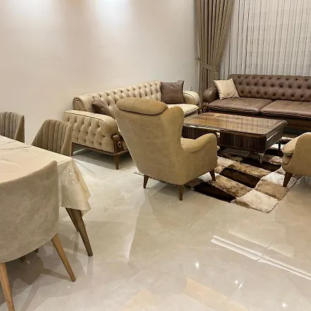 Yekta Kingdom Trade Center Mahmutlar
