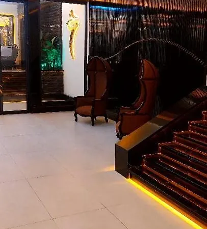 Apartment Yekta Kingdom Trade Center