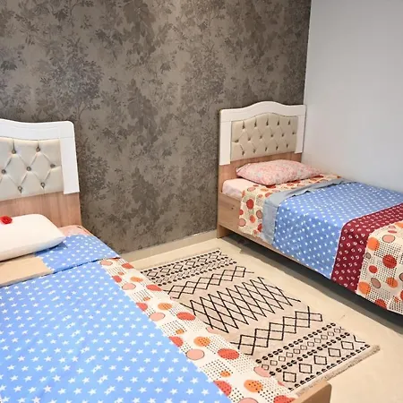 Yekta Kingdom Trade Center Apartment *