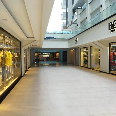 Yekta Kingdom Trade Center * Mahmutlar